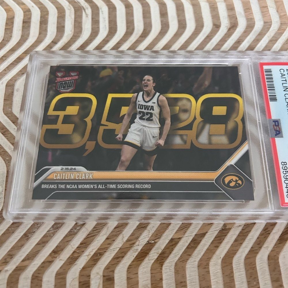 2023-24 Bowman U Now Caitlin Clark All-Time Scoring Record #49 PSA GEM MINT 10 - Picture 3 of 3